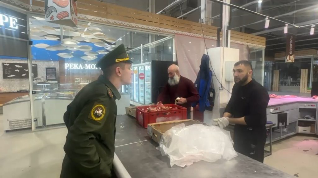 В Кирове проверили мигрантов — Кирово-Чепецк