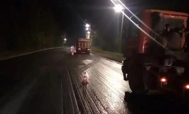 В Кирове заасфальтировали укреплённые обочины на двух улицах — Кирово-Чепецк