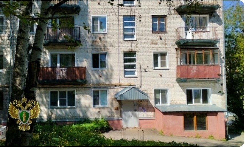 В Кирове семья переехала из подвала в благоустроенную квартиру благодаря прокуратуре — Кирово-Чепецк