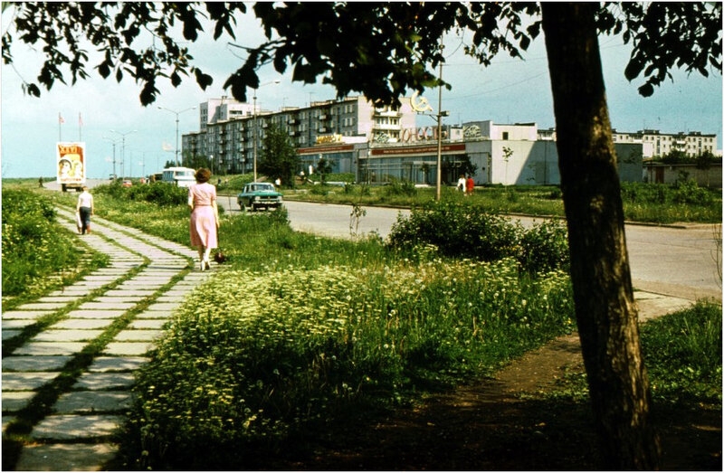Улица Вятская набережная. Фото 1980-х годов. — Кирово-Чепецк