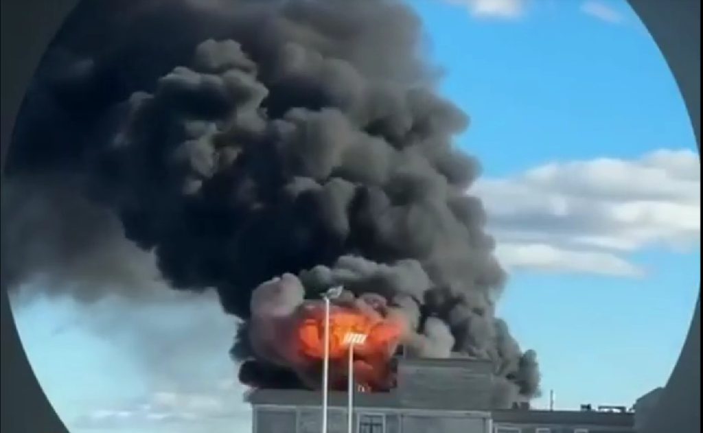 «Было жутко»: очевидцы поделились видео взрыва в школе Нолинска — Кирово-Чепецк