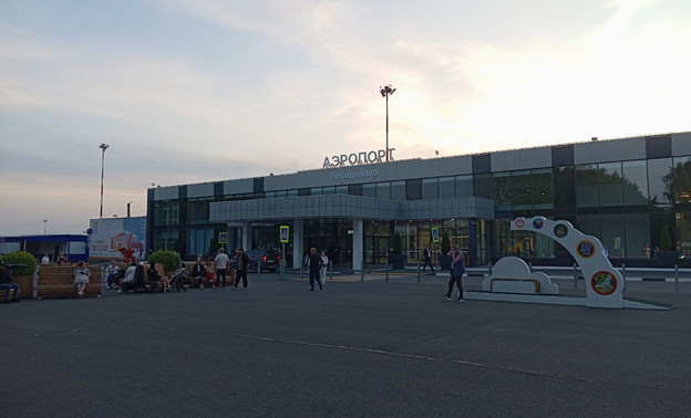 Аэропорт Победилово приостановил приём и выпуск самолётов — Кирово-Чепецк