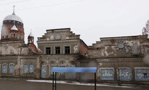 В Уржуме ищут инвестора для исторического здания театра — Кирово-Чепецк