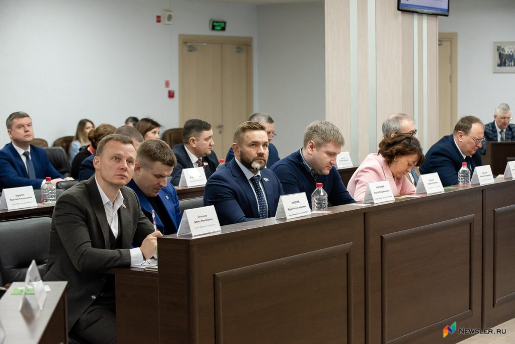 Михайлов, Аблонская и Копытин стали председателями комиссий кировской Думы — Кирово-Чепецк