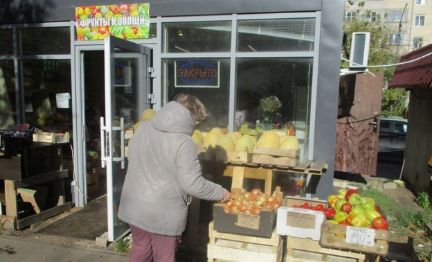 В Кирове накажут торговца овощами с тротуара на Кольцова — Кирово-Чепецк