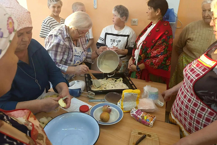 В соцучреждениях региона продолжаются мероприятия акции #ПирогНаЧетвертое — Кирово-Чепецк