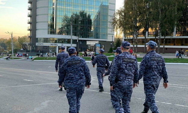 В Кирове задержали женщину, платившую чужой картой — Кирово-Чепецк