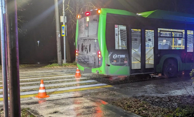 В Кирове автобус сбил 9-летнего мальчика на самокате — Кирово-Чепецк