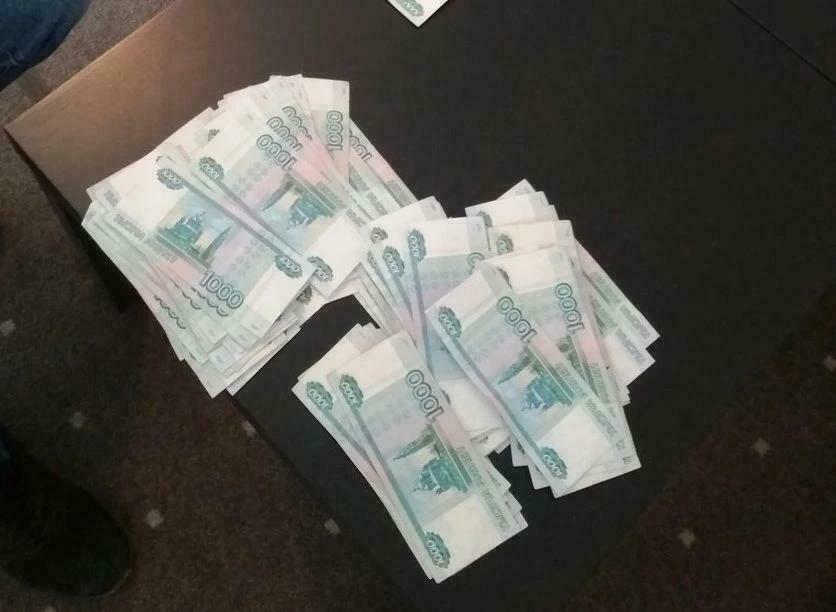 Кировчанин вскрыл сейф сожительницы и забрал деньги — Кирово-Чепецк