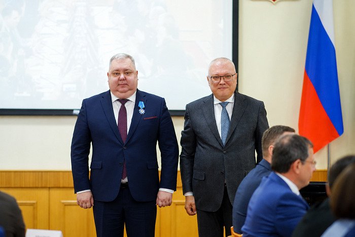 Владимир Путин наградил орденом Почёта руководителя администрации губернатора Кировской области — Кирово-Чепецк