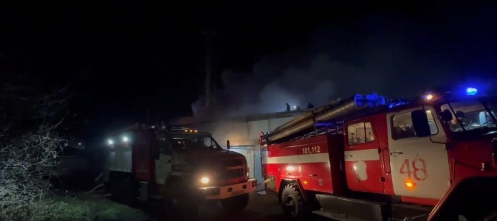 В Слободском потушили пожар на предприятии по производству топливных брикетов — Кирово-Чепецк