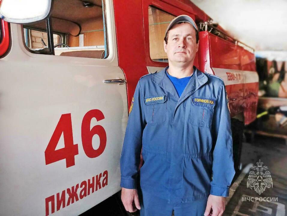 В Пижанке пожарный спас пенсионерку из огня, находясь на выходном — Кирово-Чепецк